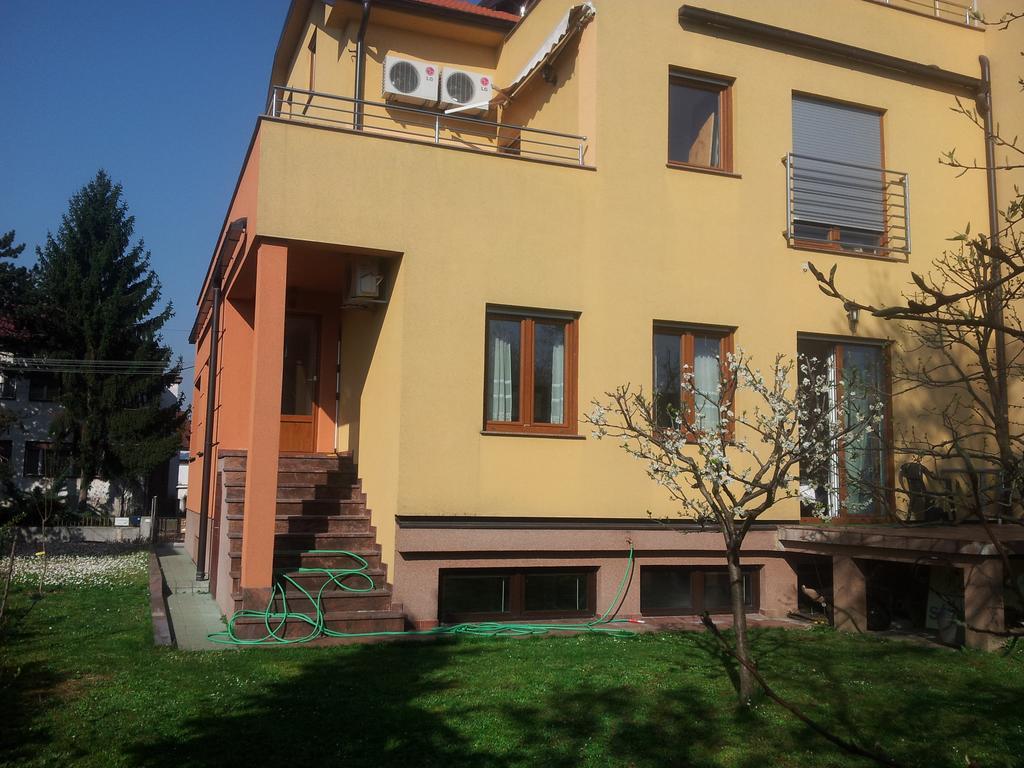 Apartman Maksimir Lux Zagreb-145m2 Bagian luar foto