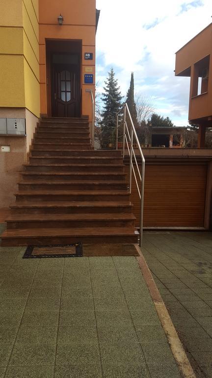 Apartman Maksimir Lux Zagreb-145m2 Bagian luar foto