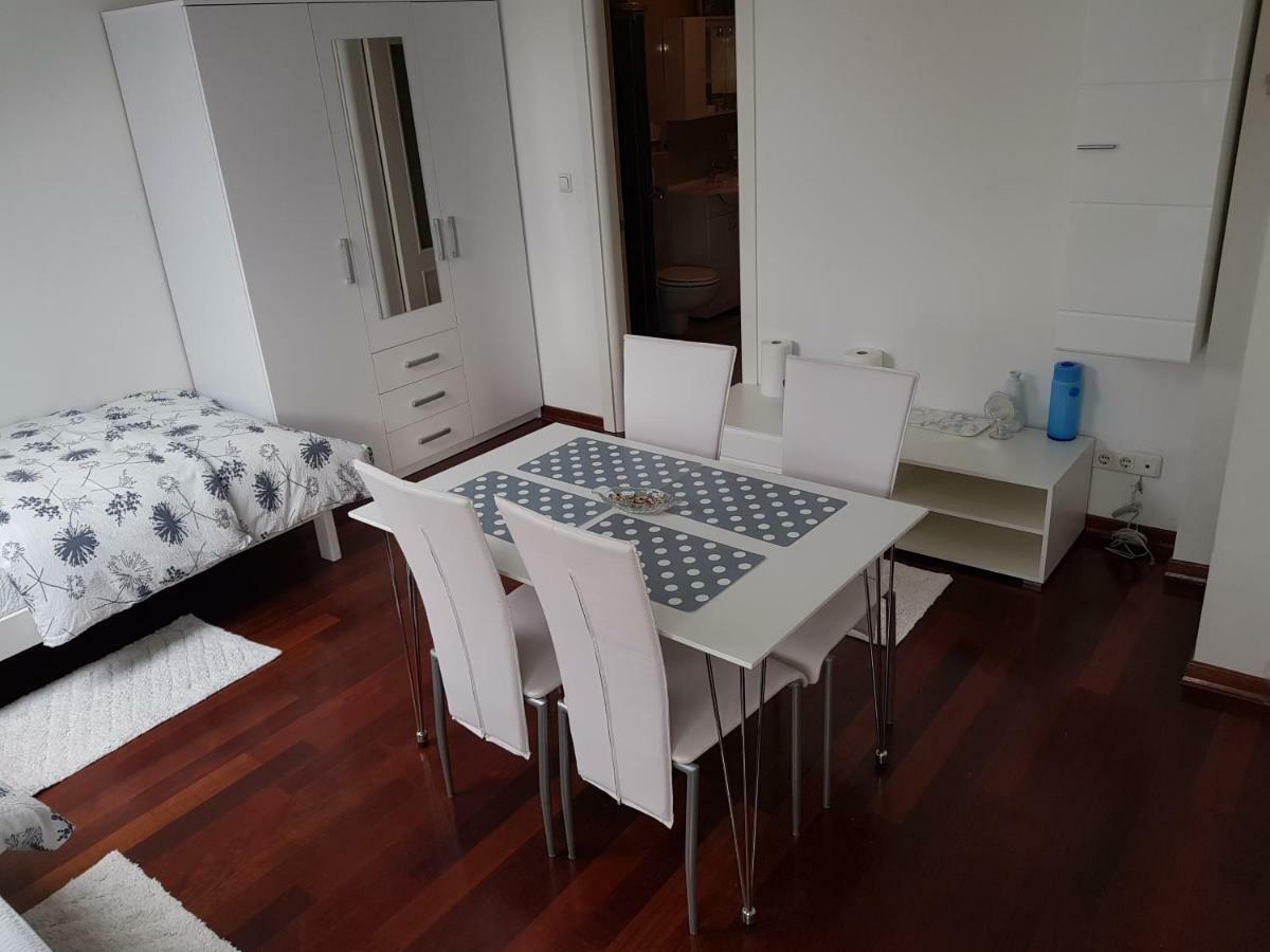 Apartman Maksimir Lux Zagreb-145m2 Bagian luar foto